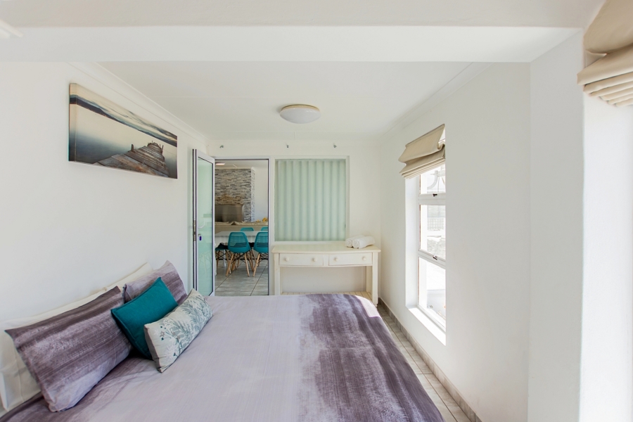 4 Bedroom Property for Sale in Britannia Bay Western Cape